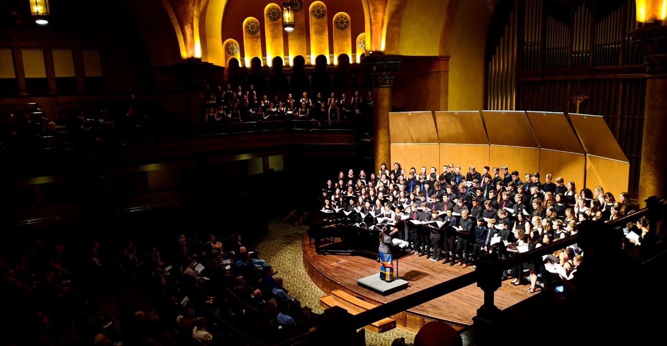 choir on stage